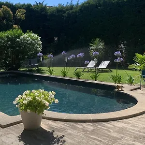 Bed & Breakfast La Demeure, Eyguieres